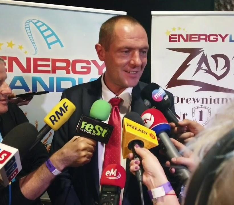 Klub Energy 2000 w Przytkowicach, jeden z największych klubów nocnych w Polsce, symbolizujący początki kariery biznesowej Marka Goczała.