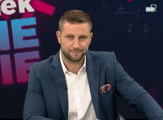 Miłosz Kłeczek z żoną Anną i dziećmi, synem Jankiem i córką Zosią, w ciepłej, rodzinnej atmosferze.