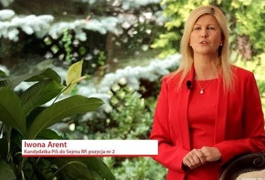 Iwona Arent podczas aktywnego wystąpienia lub pracy w polskim Sejmie, symbolizująca jej rolę jako posłanki.